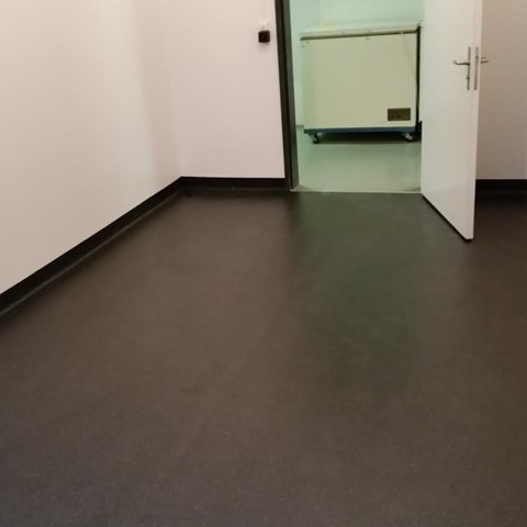 Enomer Enomer: PVC- und weichmacherfreie Bodenbelagsmaterial | Bodenland