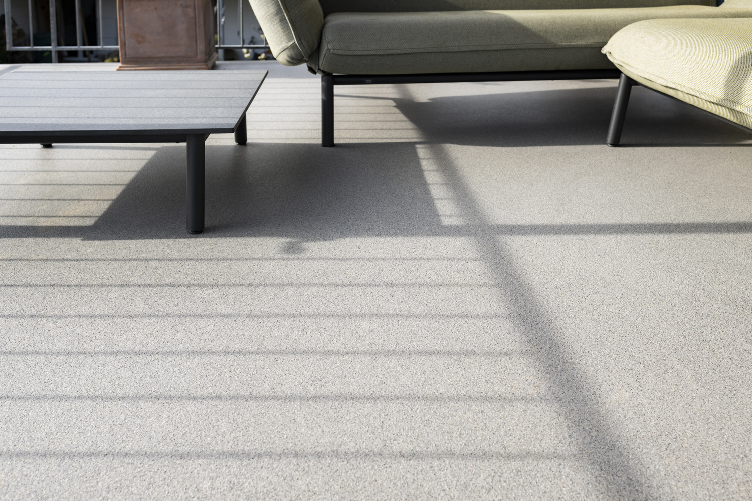 Terrasse Rubigen B010 0025 Small